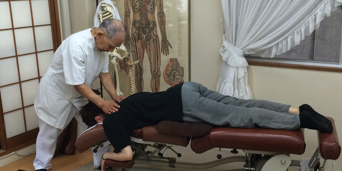 南條式は、根本療法です。そのため治療は2回から3回程度。